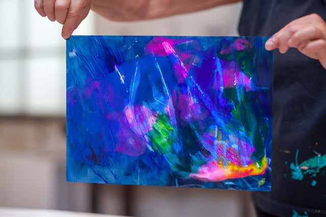 Lerne im geistreich Online-Kurs mit Helga Budde-Engelke Seminar - Hinterglasmalerei in Acryltechnik kennen