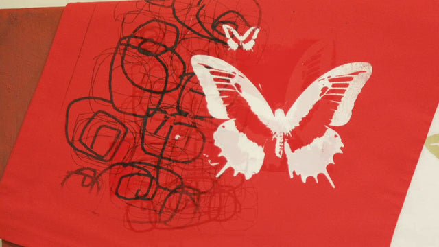 Lerne im geistreich Online-Kurs mit Isabelle Zacher-Finet Siebdruck Grundkurs bei Tageslicht kennen