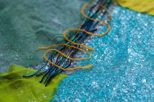 Lerne im geistreich Online-Kurs mit Ricarda Aßmann Wandobjekt aus Filz in Collage-Technik kennen