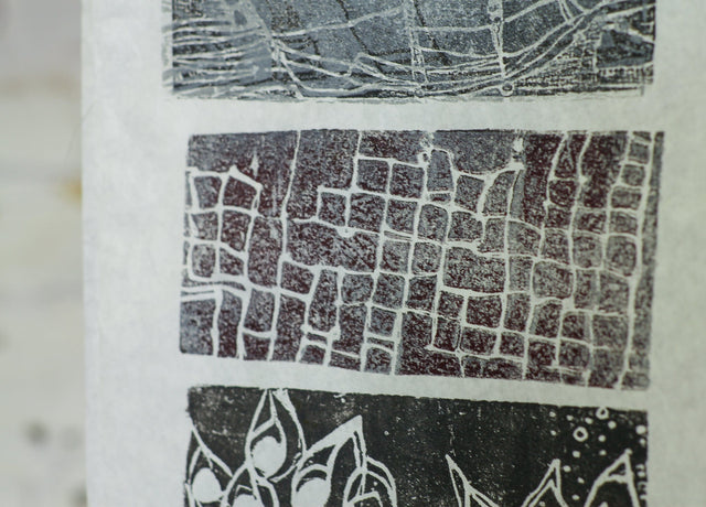 Lerne im geistreich Online-Kurs mit Sabine Kinder Druck(en) mit Acrylfarben kennen