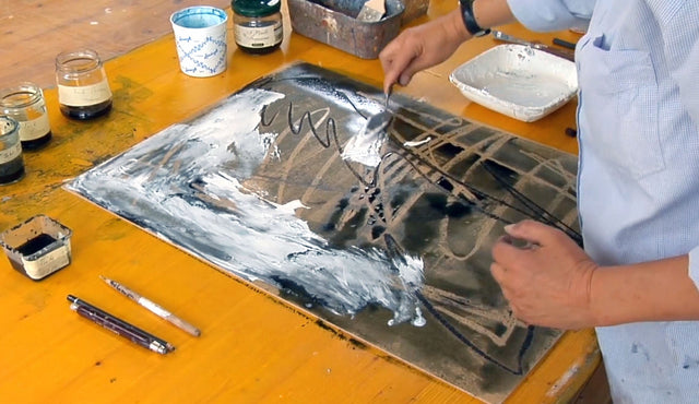 Lerne im geistreich Online-Kurs mit Sonja Schmid Malen ohne Farbe kennen