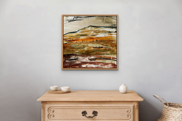 Lerne im geistreich Online-Kurs mit Sonja Schmid Malen ohne Farben aber mit Asche auf Karton kennen