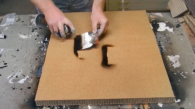 Lerne im geistreich Online-Kurs mit Steffen Rolla Steinmehlmasse, Bitumen und Beizen kennen