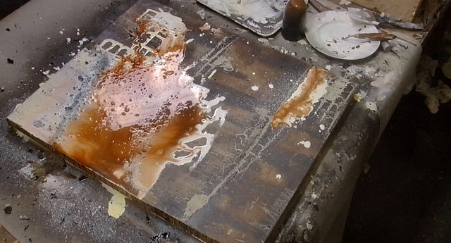 Lerne im geistreich Online-Kurs mit Steffen Rolla Steinmehlmasse, Bitumen und Beizen kennen