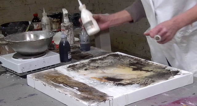 Lerne im geistreich Online-Kurs mit Ute Hoeg Körnerleim, Tüll und Marmormehl kennen